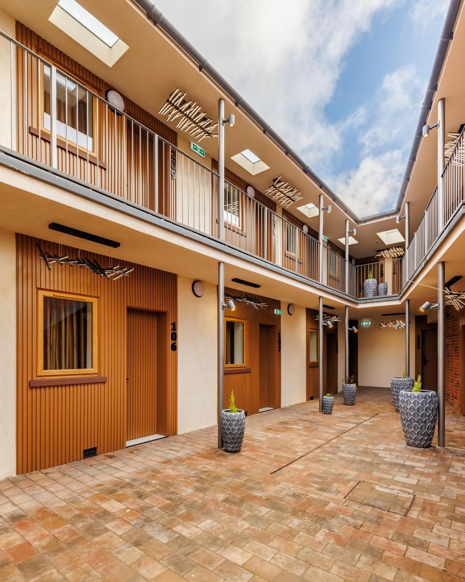 Rosemay Hotel Near London Heathrow Airport Hayes  Exterior photo